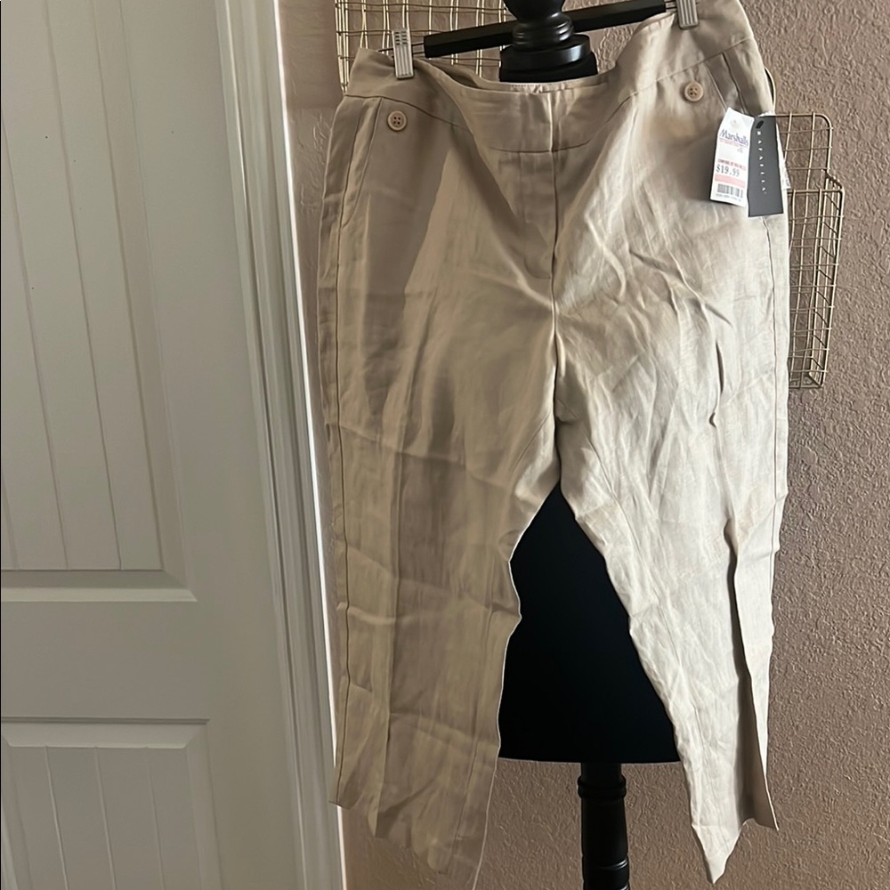 Linen Beige Wide-Leg Capri Pants
